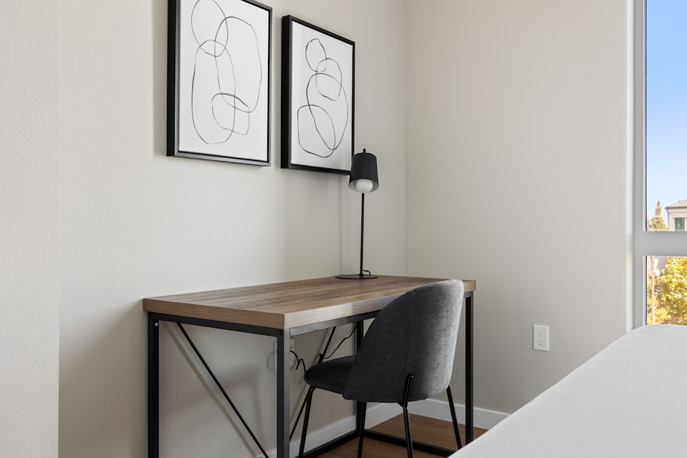 Classic Apartment, 1 Bedroom (Self Check-in with Virtual Front Desk)