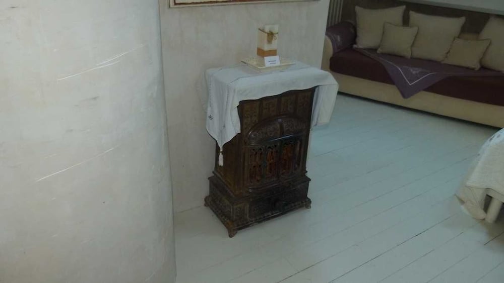 Suite (Fleur De Lys) photo 3