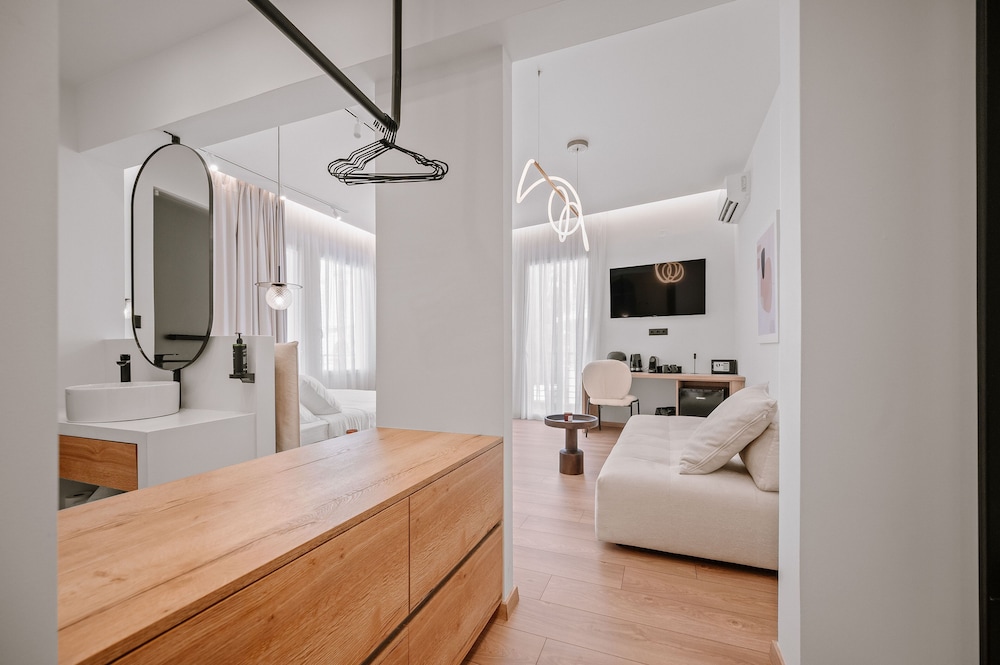 Studio Suite photo 3