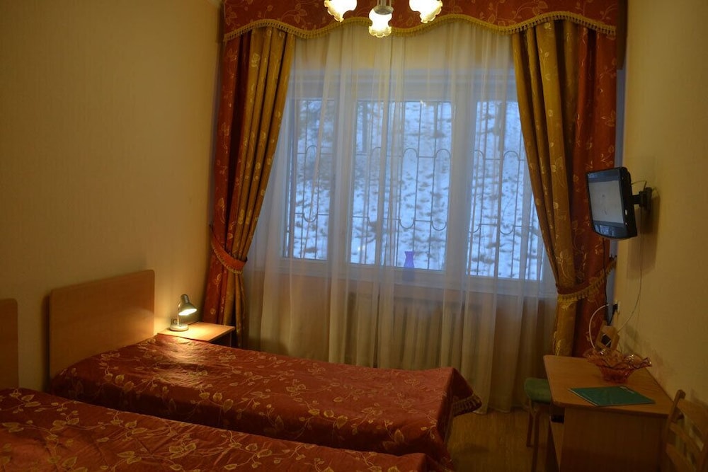 Economy Twin Room
