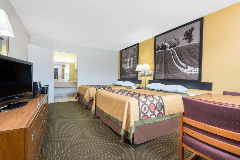 Room, 2 Double Beds, Accessible, Non Smoking photo 3