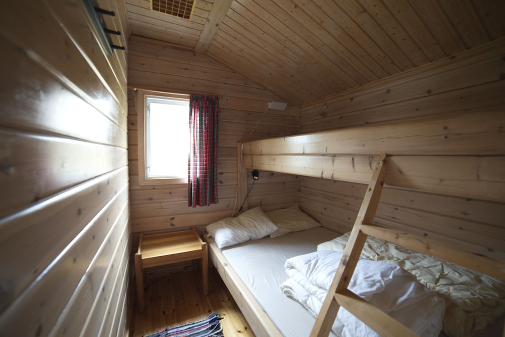 Cabin, Private Bathroom (13, Shared shower, Private Toilet) photo 2