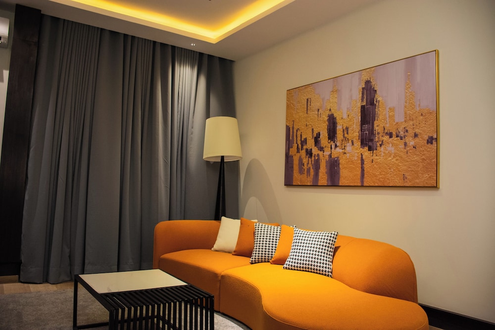 Business Suite, Balcony, City View photo 3