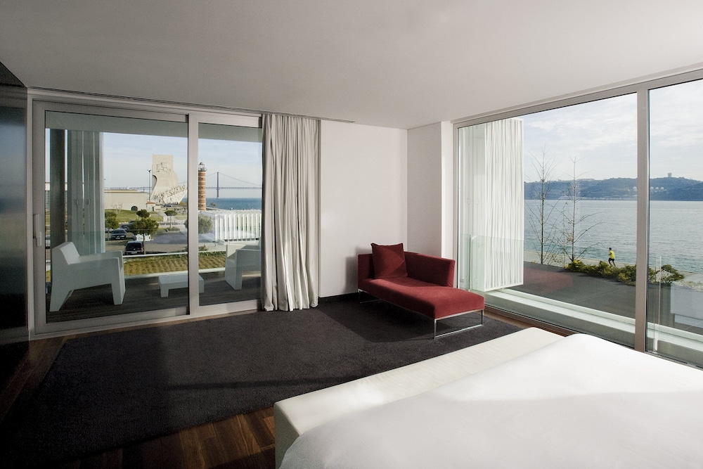 Suite (Diplomatic) - Photo 4