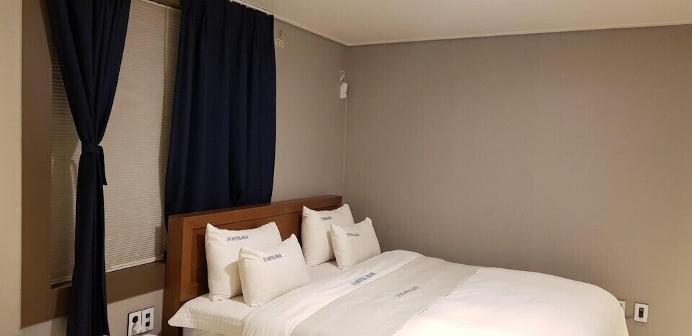 Deluxe Double Room - Photo 5