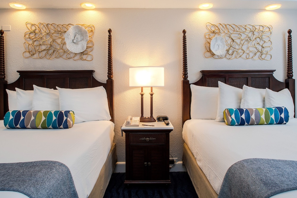 Courtyard Studio Suite 2 Double Beds - Photo 3