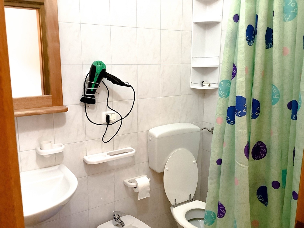 Camera 6 photo 3
