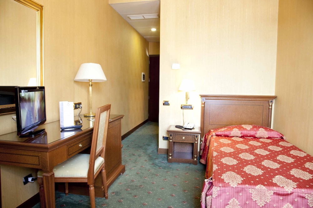 Traditional Single Room