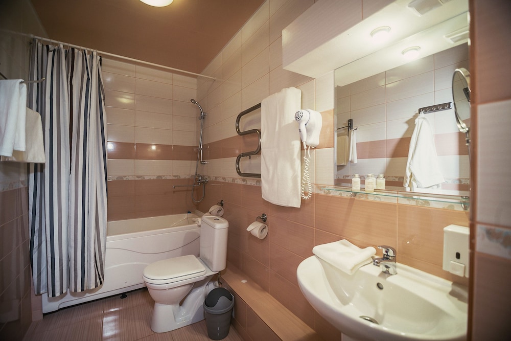 Premium Double Room (Forest View) photo 3