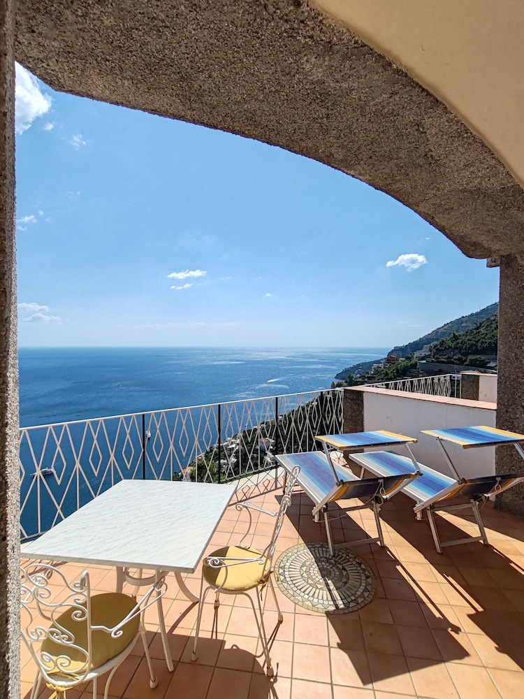 Standard Double or Twin Room, Balcony, Sea View - Photo 1