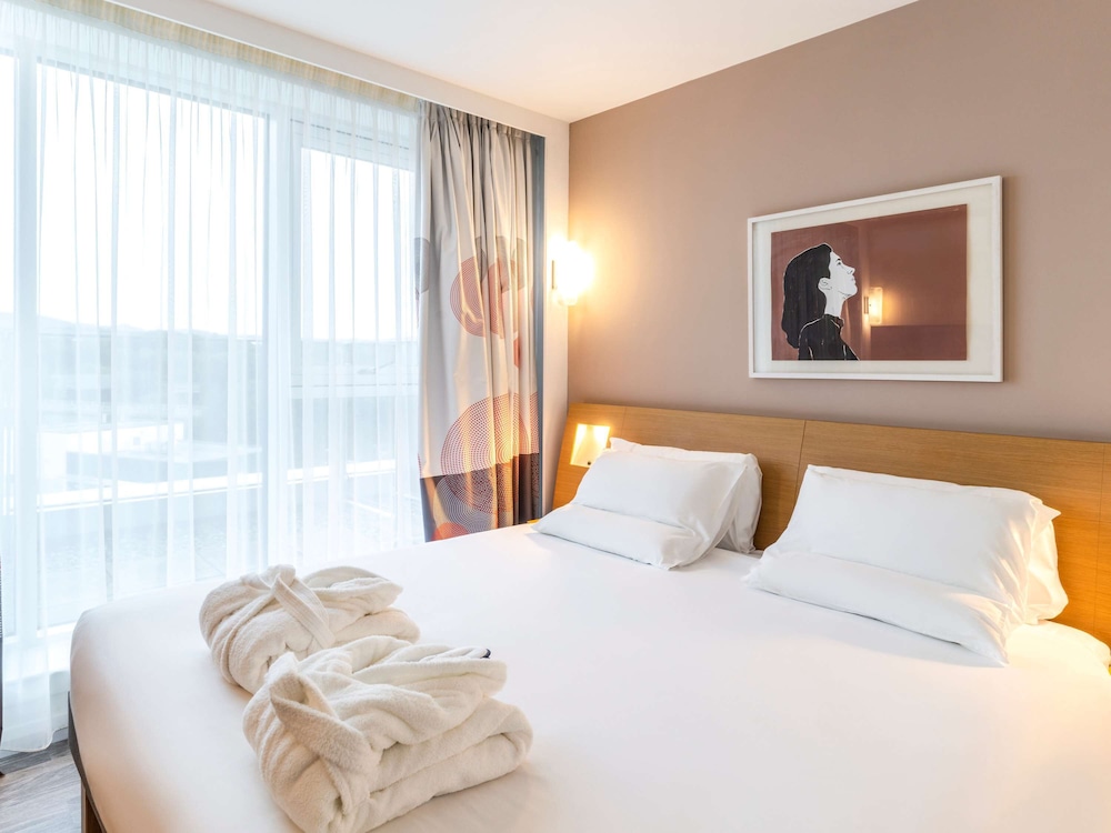 Novotel Edinburgh Park — photo 114