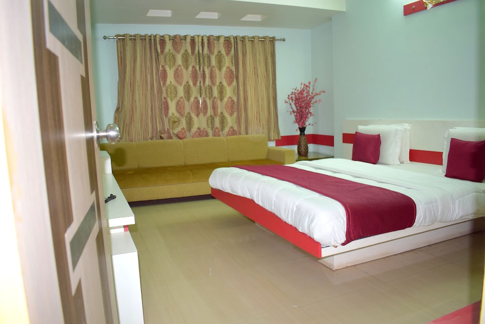 Deluxe Triple Room - Photo 2