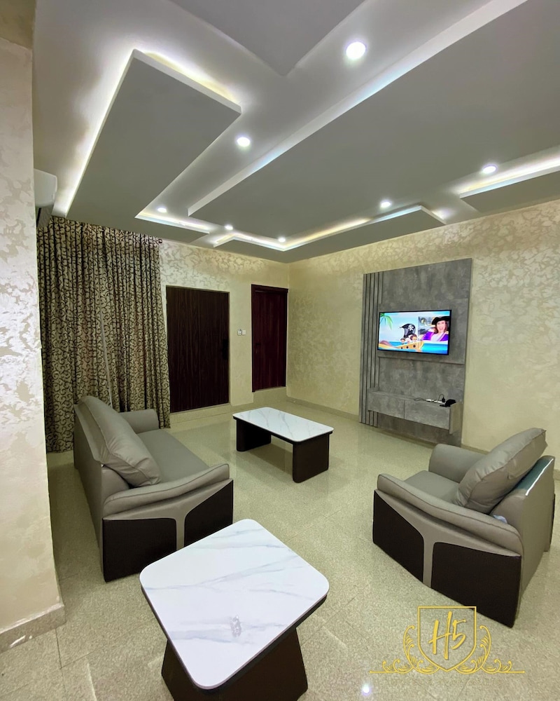Comfort Apartment photo 2