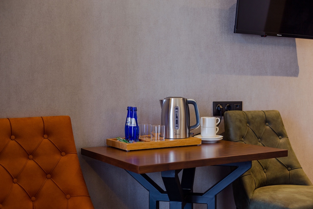 Deluxe Twin Room - Photo 9