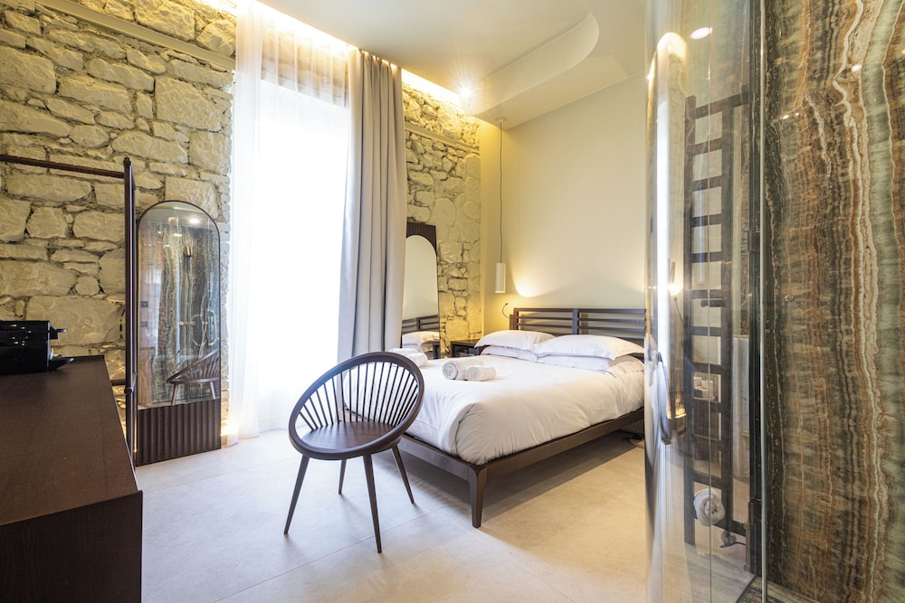 Superior Double Room, City View