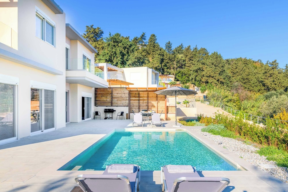 Villa (2 Bedrooms)