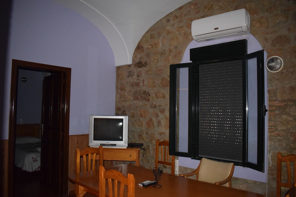 Basic Double Or Twin Room photo 2