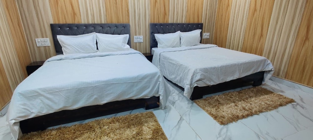 Deluxe Double Room, Multiple Bedrooms photo 1