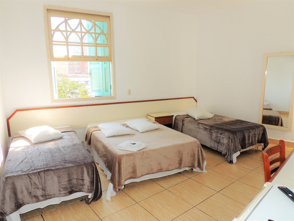 Family Quadruple Room photo 1