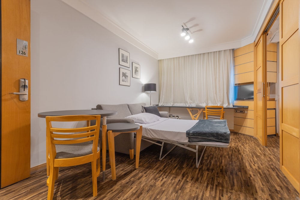 Triple Room (Casal) - Photo 3