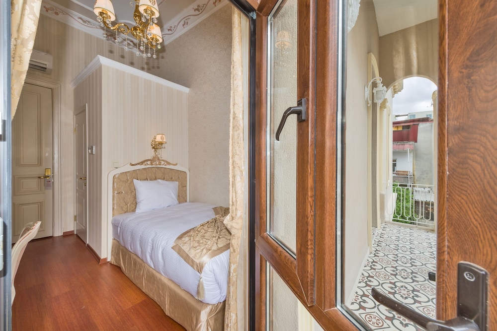 Standard Single Room