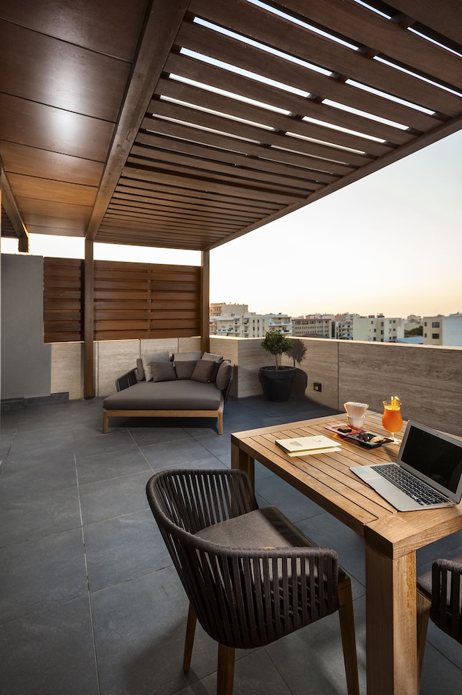 Penthouse (Suite) thumbnail 5