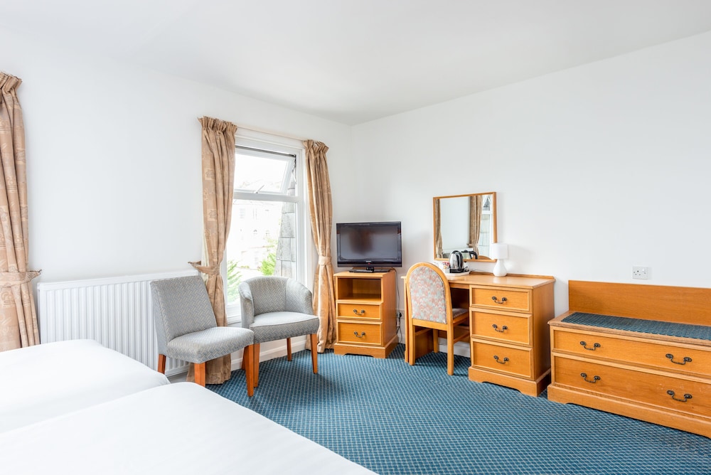 Superior Triple Room, Garden View