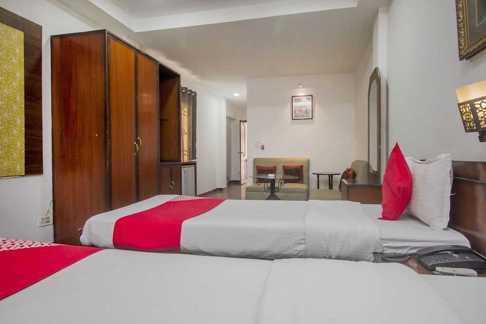Deluxe Double Or Twin Room, 1 Queen Bed photo 2