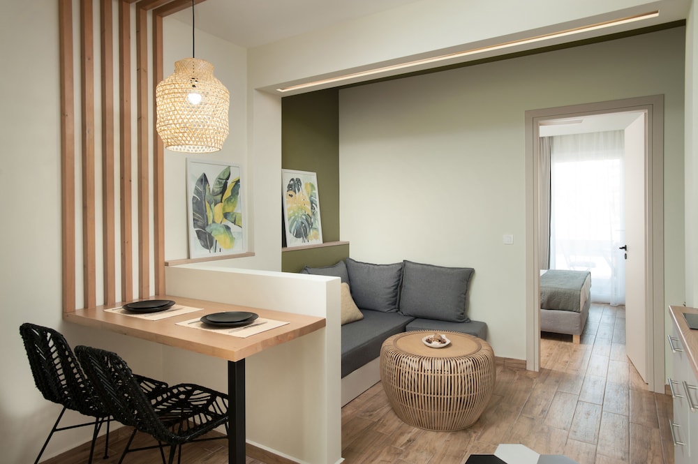 Deluxe Apartment, Terrace, Mountain View (Green Apt) photo 3