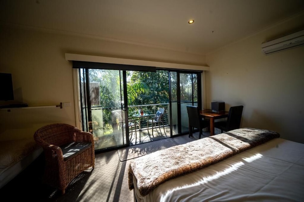 Hibiscus Suite photo 2