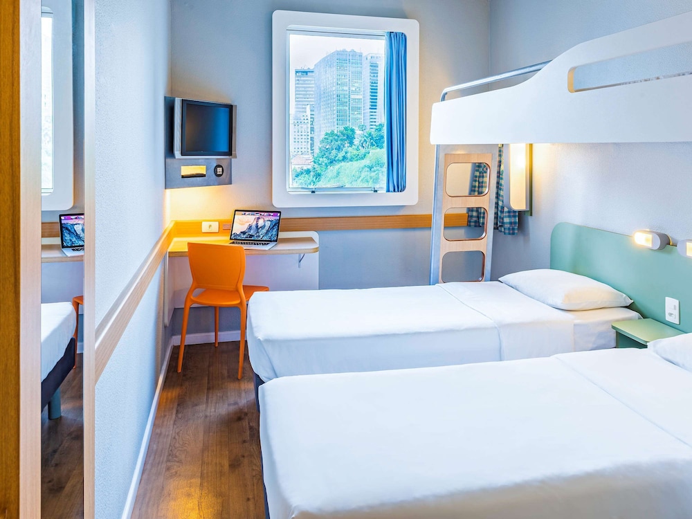 Standard Twin Room, 3 Twin Beds photo 1
