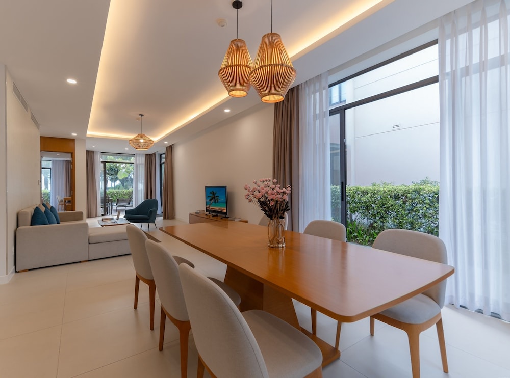 Villa, 3 Bedrooms, Private Pool, Beachfront photo 2