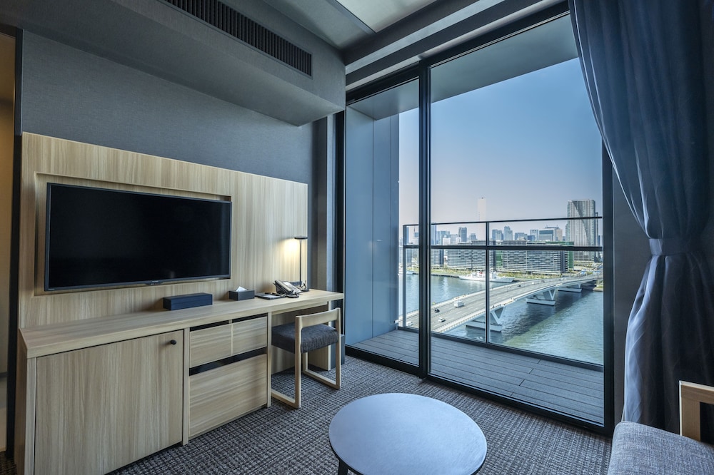 La Vista Hallywood Twin Room(Higher Floor), Non Smoking photo 3
