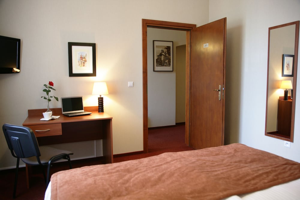 Triple Room - Photo 2
