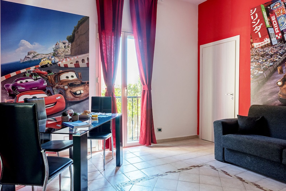 Deluxe Apartment, 1 Queen Bed with Sofa bed, Garden View, Garden Area