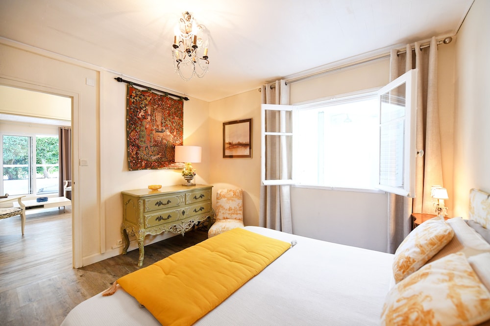 Cottage, Ground Floor (Colomba)