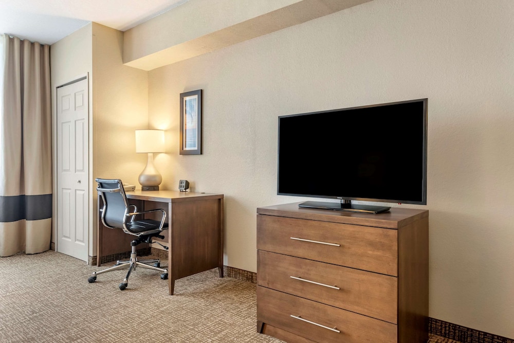 Available room