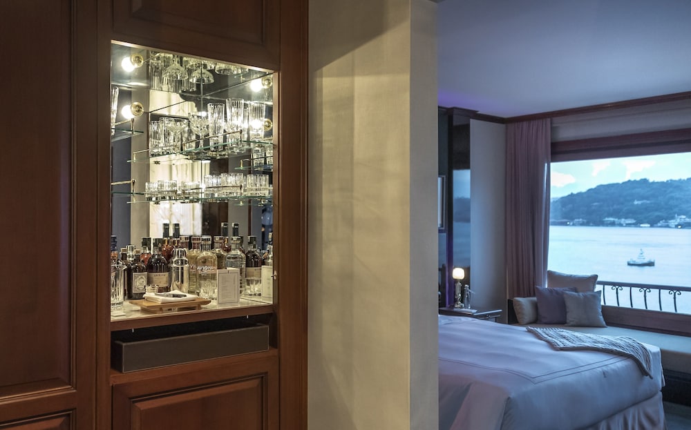 Penthouse Bosphorus Suite photo 1