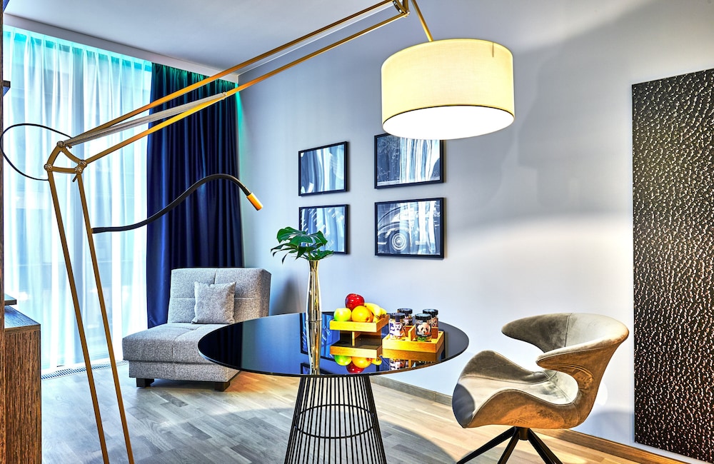 Superior Room (Space)