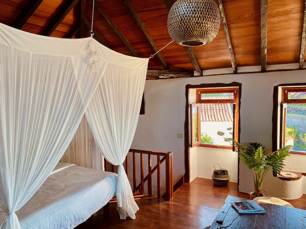 Family House, Jacuzzi, Vista al Mar