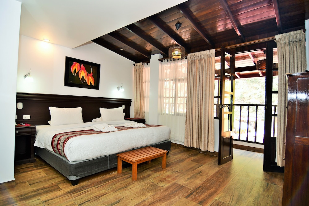Deluxe Twin Room photo 2