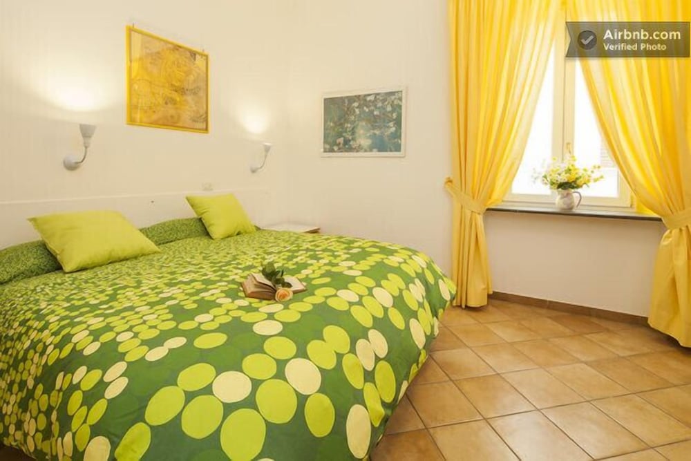 Basic Triple Room, Ensuite