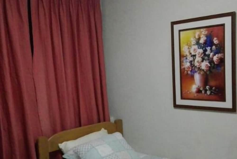 Standard Twin Room photo 1