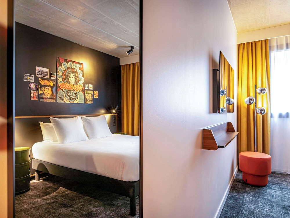 Standard Room, 2 Twin Beds - Photo 5