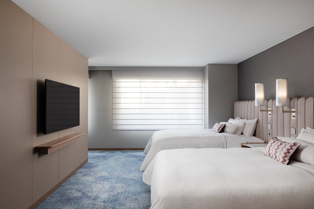 Luxury Suite, 1 Double Bed - Photo 2