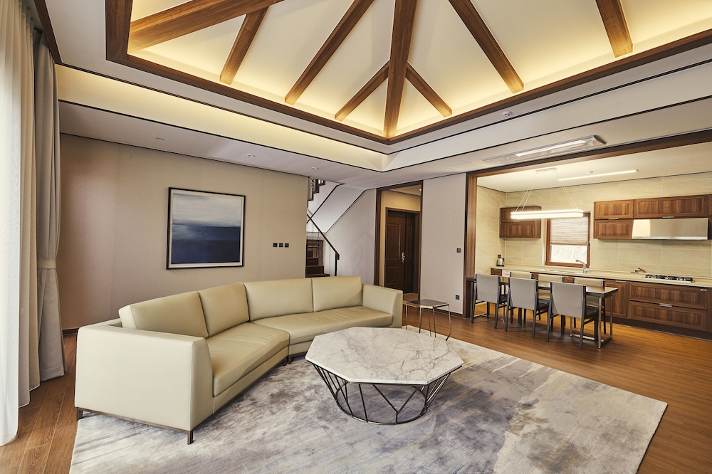 Royal Suite, 3 Bedrooms (Resort) photo 1