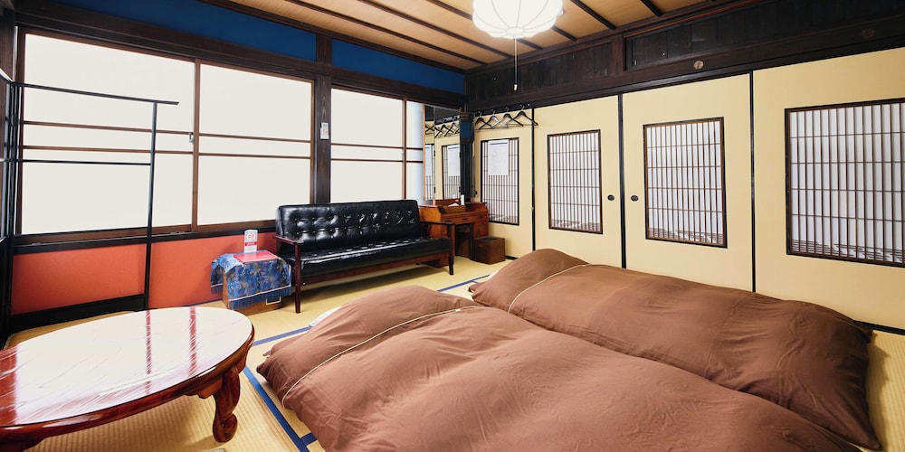 Chikiri Quadruple Room, Non Smoking photo 3