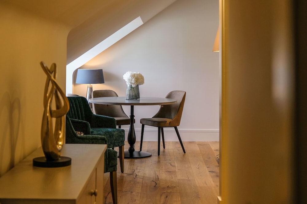 Sunnyside Suite - Photo 3