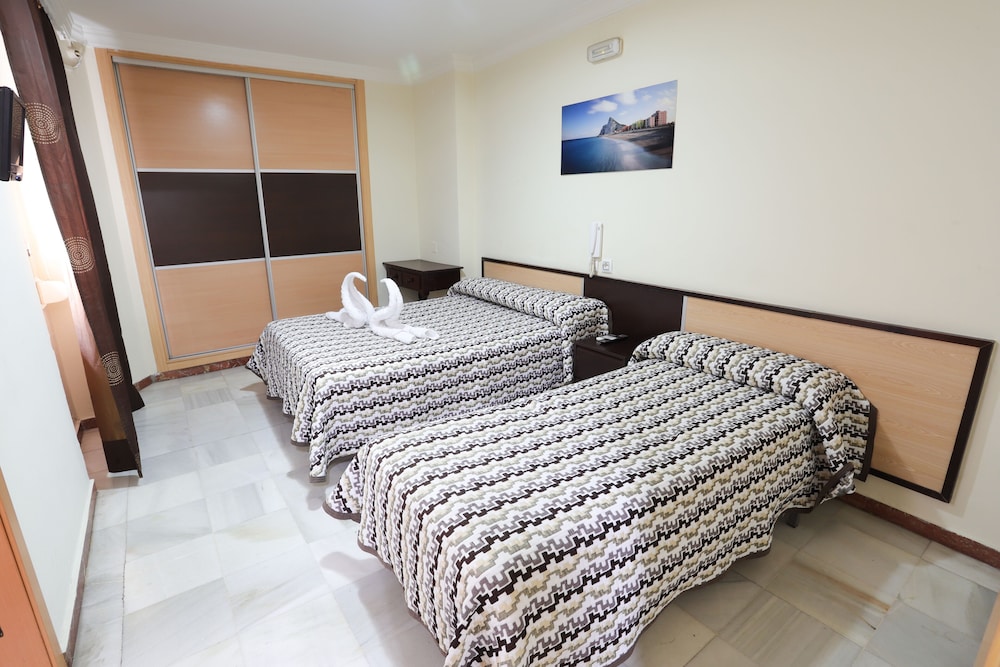 Quadruple Room photo 3