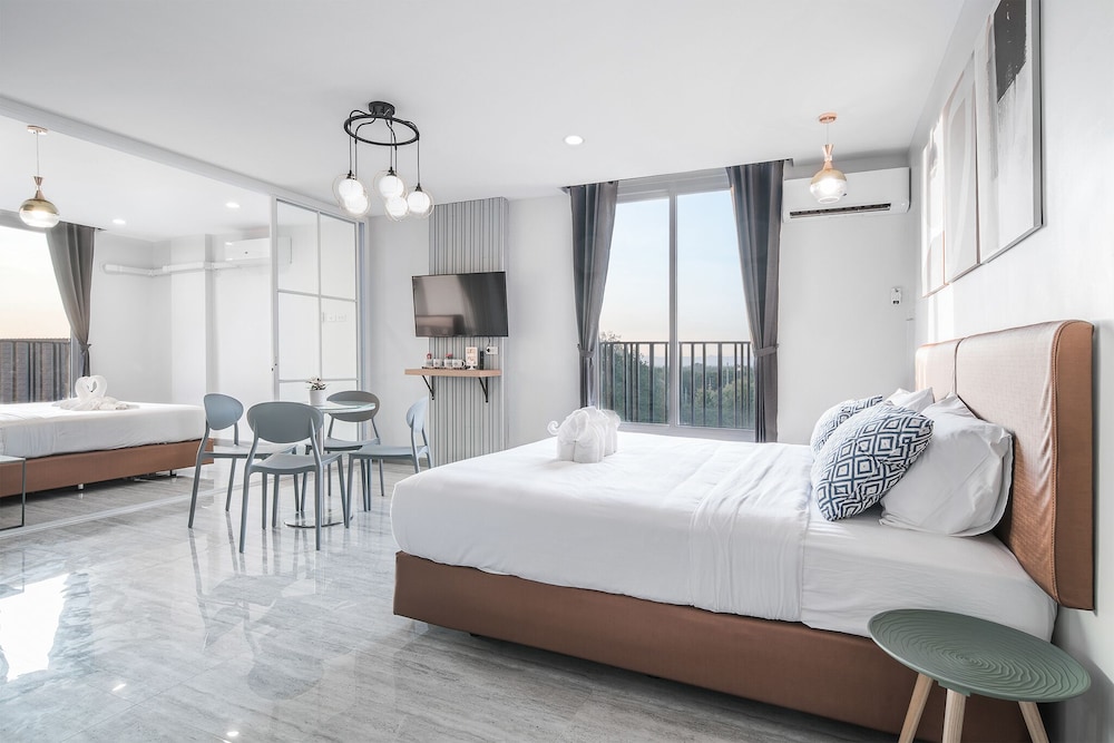 Family Suite - Photo 1